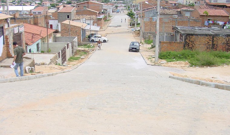 PMA conclui serviços de pavimentação no bairro São Carlos
