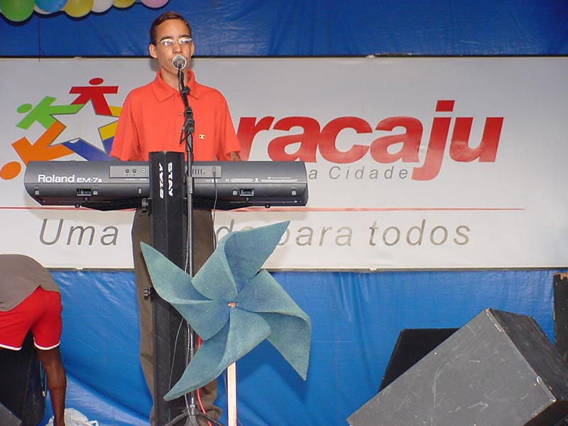 Criançada se diverte com jogos populares no Parque da Sementeira, IMD