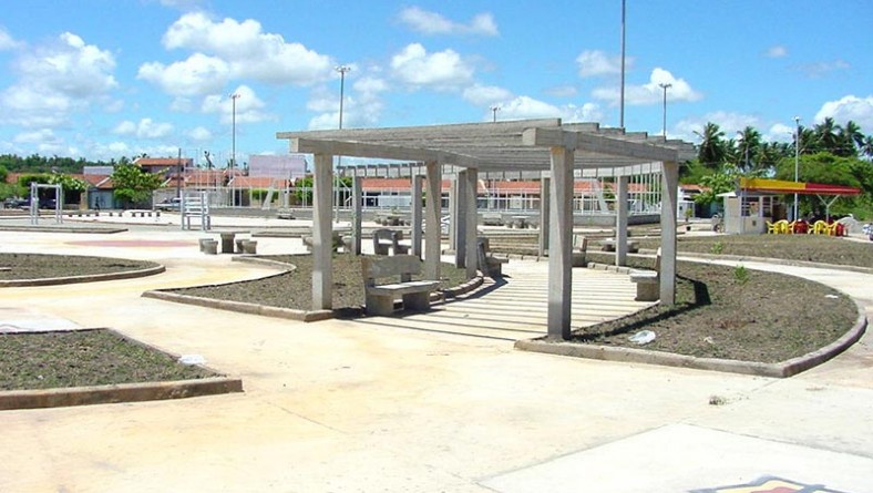 Serviços de infra-estrutura da Praça da Liberdade estão em fase de conclusão