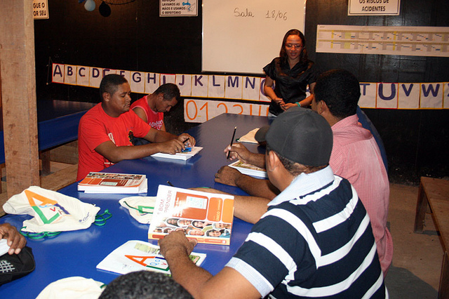 Seed realiza formatura de alunos do Sergipe Alfabetizado