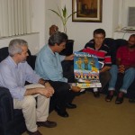 Comissão do Forró da Rua de Siriri entrega convite ao prefeito - fotos: Abmael Eduardo  Agência Aracaju de Notícias
