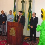 Prefeito entrega prêmios a alunos do ensino fundamental - Agência Aracaju de Notícias  Foto: Abmael Eduardo