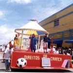 Desfile cívico estudantil atrai uma multidão para o bairro Siqueira Campos - Agência Aracaju de Notícias  fotos: Abmael Eduardo e Walter Martins