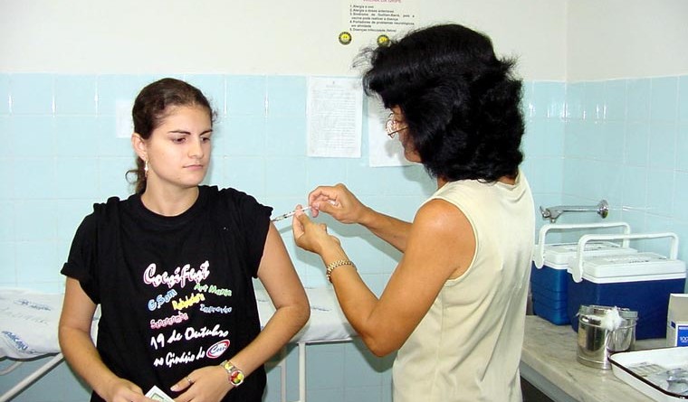 Aracaju deve vacinar mais de 90 mil mulheres contra rubéola