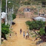 Prefeitura executa serviços de terraplanagem nas rua do Padre Pedro - Agência Aracaju de Notícias