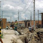 Emurb executa serviços de drenagem na invasão do São Conrado - Agência Aracaju de Notícias