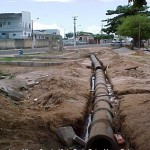 Prefeitura realiza serviços de drenagem na praça do 18 do Forte - Agência Aracaju de Notícias  fotos: Meme Rocha