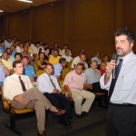 Prefeitura viabiliza novas linhas de financiamento para taxistas  - Agência Aracaju de Notícias