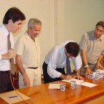 Prefeitura viabiliza novas linhas de financiamento para taxistas  - Agência Aracaju de Notícias