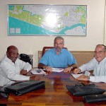 Presidente e vice da ASI são recebidos em audiência pelo prefeito em exercício - Agência Aracaju de Notícias  fotos: Wellington Barreto