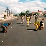 SMTT sinaliza avenida Tancredo Neves - Agência Aracaju de Notícias  fotos: Lindivaldo Ribeiro