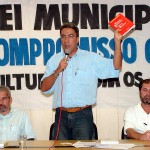 Lei Municipal de Incentivo à Cultura é assinada pelo prefeito - Fotos: Márcio Dantas  Agência Aracaju de Notícias