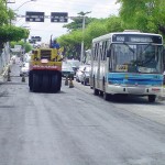 Avenida Hermes Fontes começa a ser recapeada - Fotos: Wellington Barreto  Agência Aracaju de Notícias