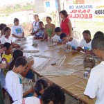 Oficina de papel vem sendo realizada no galpão da Care   - Fotos: Márcio Dantas  Agência Aracaju de Notícias