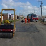 Principal acesso ao bairro Santa Maria continua sendo recuperado  - Fotos: Márcio Dantas  Agência Aracaju de Notícias