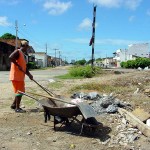 Prefeitura promove limpeza na avenida São Paulo  - Agência Aracaju de Notícias  fotos: Márico Dantas