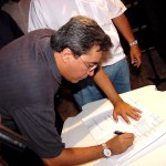 Prefeito entrega obras no Anchietão e assina ordem de serviço para o Estrela do Oriente  - Fotos: Márcio Dantas  Agência Aracaju de Notícias