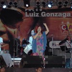 Público do Forró Caju vibra com o show de Amelinha - Fotos: Wellington Barreto  Agência Aracaju de Notícias