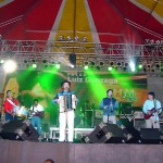 Vitória da seleção embala show de Luiz Paulo  - Fotos: Márcio Dantas  Agência Aracaju de NotíciasClique nas fotos para ampliar