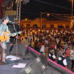 Nando Cordel sobe no palco do Forró Caju  - Fotos: Márcio Dantas  Agência Aracaju de Notícias