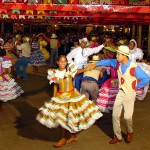 Aracajuanos e turistas elogiam programação do arraial do Forró Caju -