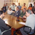 Prefeito assina convênio de mais de R$ 3 milhões com a CEF - Fotos: Abmael Eduardo  Agência Aracaju de Notícias
