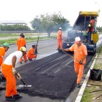 População aprova o andamento das obras de recapeamento da avenida Canal 5 - Fotos: Wellington Barreto  Agência Aracaju de Notícias