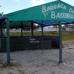 Barracas abandonadas na praia de Atalaia são retiradas pela Emsurb - Agência Aracaju de Notícias