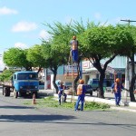 Emsurb realiza podação de árvores na avenida Hermes Fontes - Fotos: Abmael Eduardo  Agência Aracaju de Notícias