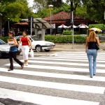 Prefeitura de Aracaju revitaliza faixas de pedestres  - Fotos: Abmael Eduardo  Agência Aracaju de Notícias