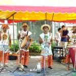 Bandas regionais animam e atraem consumidores para as feiras livres de Aracaju - Fotos: Wellington Barreto  Agência Aracaju de Notícias