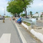 Declive da avenida Tancredo Neves recebe proteção metálica - Foto: Márcio Dantas  Agência Aracaju de Notícias