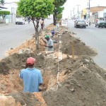 Avenida Maranhão recebe serviço de desobstrução de drenagem - Fotos: Wellington Barreto  Agência Aracaju de Notícias