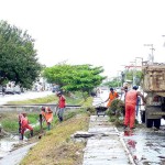 Avenida Canal 4 no Augusto Franco recebe limpeza e recapeamento - Fotos: Wellington Barreto  Agência Aracaju de Notícias