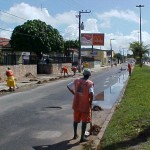 Prefeitura executa limpeza urbana em diversos bairros de Aracaju - Agência Aracaju de Notícias