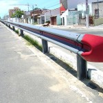 Proteção metálica da avenida Edésio Vieira de Melo oferece segurança a população - Fotos: Wellington Barreto  Agência Aracaju de Notícias