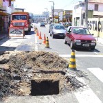 Emurb resolve problema crônico em esgoto do Centro comercial - Fotos: Wellington Barreto  Agência Aracaju de Notícias