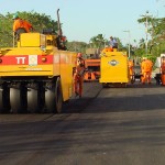 Segunda fase do recapeamento asfáltico na avenida canal 4 já foi iniciada - Fotos: Abmael Eduardo  Agência Aracaju de Notícias