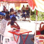 Grupo 100% Fundo de Quintal anima o público na praça Olímpio Campos - Fotos: Wellington Barreto  Agencia Aracaju de Noticias