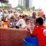 Emsurb promove distribuição de lanches para as crianças na Sementeira - Foto: Wellington Barreto  AAN