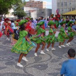 Turista elogia as atividades realizadas por mães e crianças assistidas pelo PETI - Fotos: Abmael Eduardo  AAN