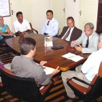 Viceprefeito reforça posição contrária à decisão da JF de derrubar bares da Aruana - Fotos: Abmael Eduardo  AAN