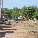 Várias ruas do Anchietão recebem serviços de drenagem e pavimentação - Fotos: Abmael Eduardo  AAN
