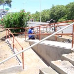 Rampa para deficientes e escadas garantem mais segurança para pedestres na avenida Beira Mar - Fotos: Wellington Barreto  AAN