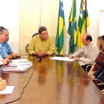 Prefeito assina escritura de aquisição do prédio do Cesec - Fotos: Wellington Barreto  AAN