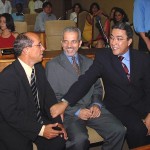 Novos vereadores tomam posse e recebem os cumprimentos do prefeito - Fotos: Wellington Barreto  AAN