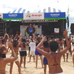 Ginástica na praia