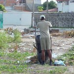Colaboração da comunidade é fundamental para manutenção da limpeza da cidade - Agência Aracaju de Notícias
