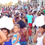 Prefeitura distribui cestas de alimentos para comunidade do Coqueiral - Fotos: Abmael Eduardo  AAN