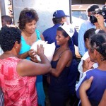 Prefeitura distribui cestas de alimentos para comunidade do Coqueiral - Fotos: Abmael Eduardo  AAN